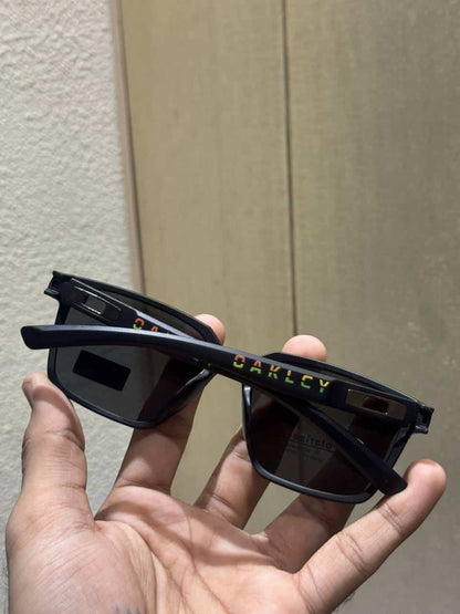 Oakle y All Black Luxury Shade 3384