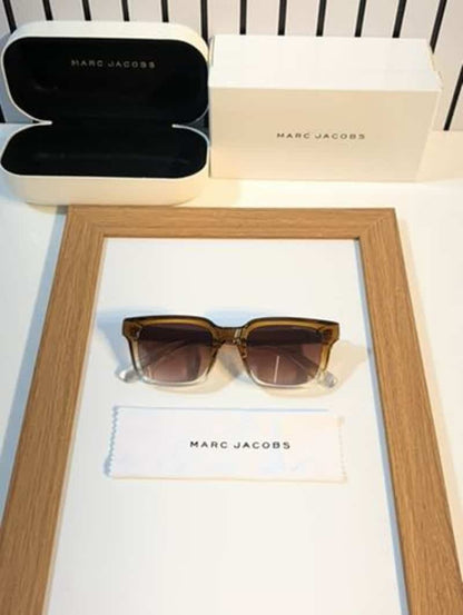 Marc jacobs 11 brown shaded