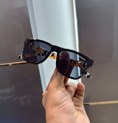 Burberr y Black Designer Premium Shade 4395