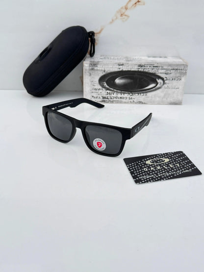 Oakley_ 2262_black_grey