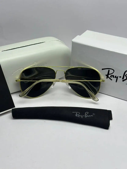 RB 3026 Gold Classic Aviators