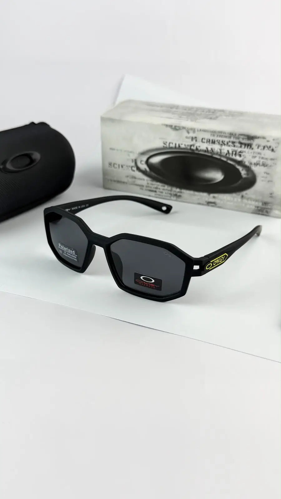 Oakleyy 3387 Black Sunglass