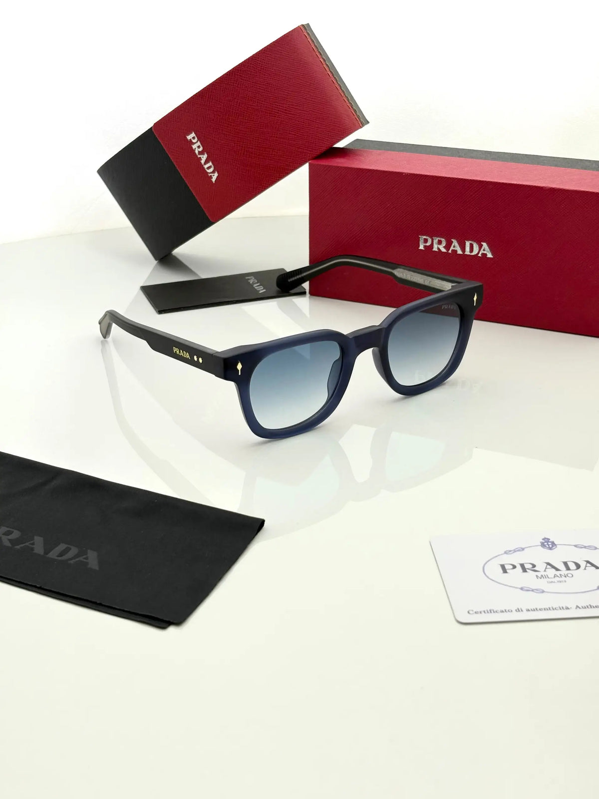 Pradaa 663 Black/blue Gradient
