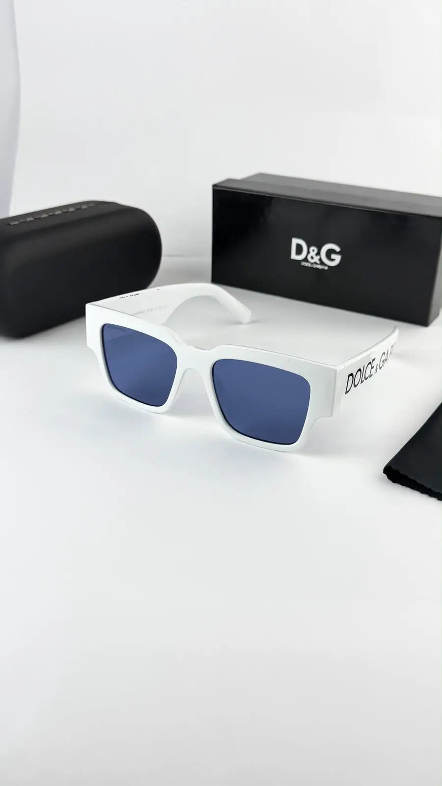 Dolcee  Gabbanna Full White Store Article