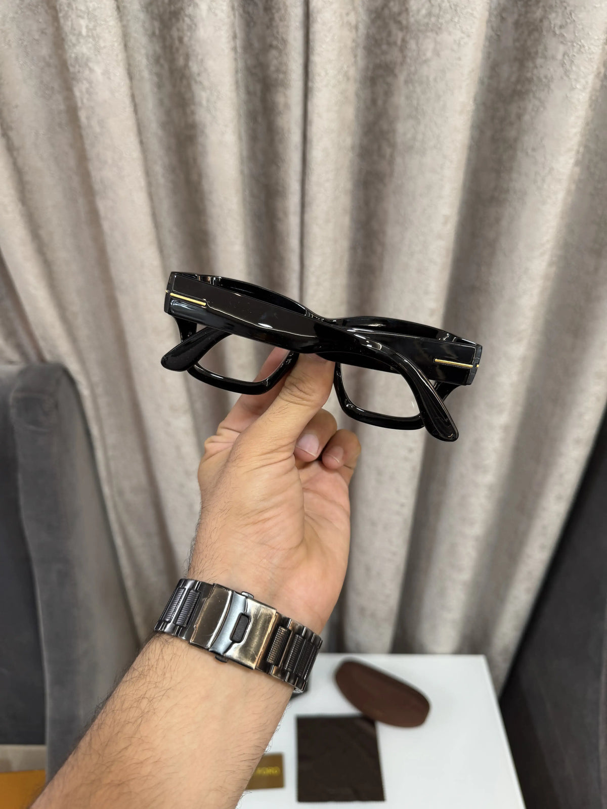 TOMFORRD 184 Black Premium Frame