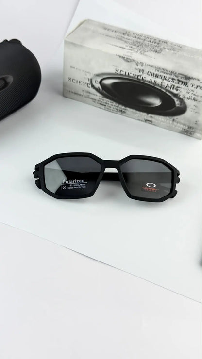 Oakleyy 3387 Black Sunglass