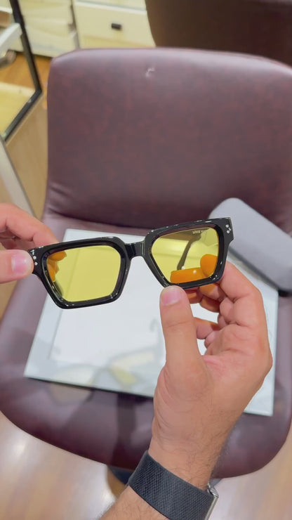 Louiis Vuiiton 3311 Black/Yellow