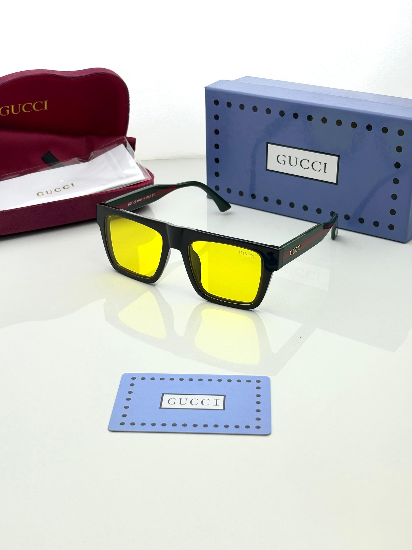 Guccii 1868 Signature Yellow Shade