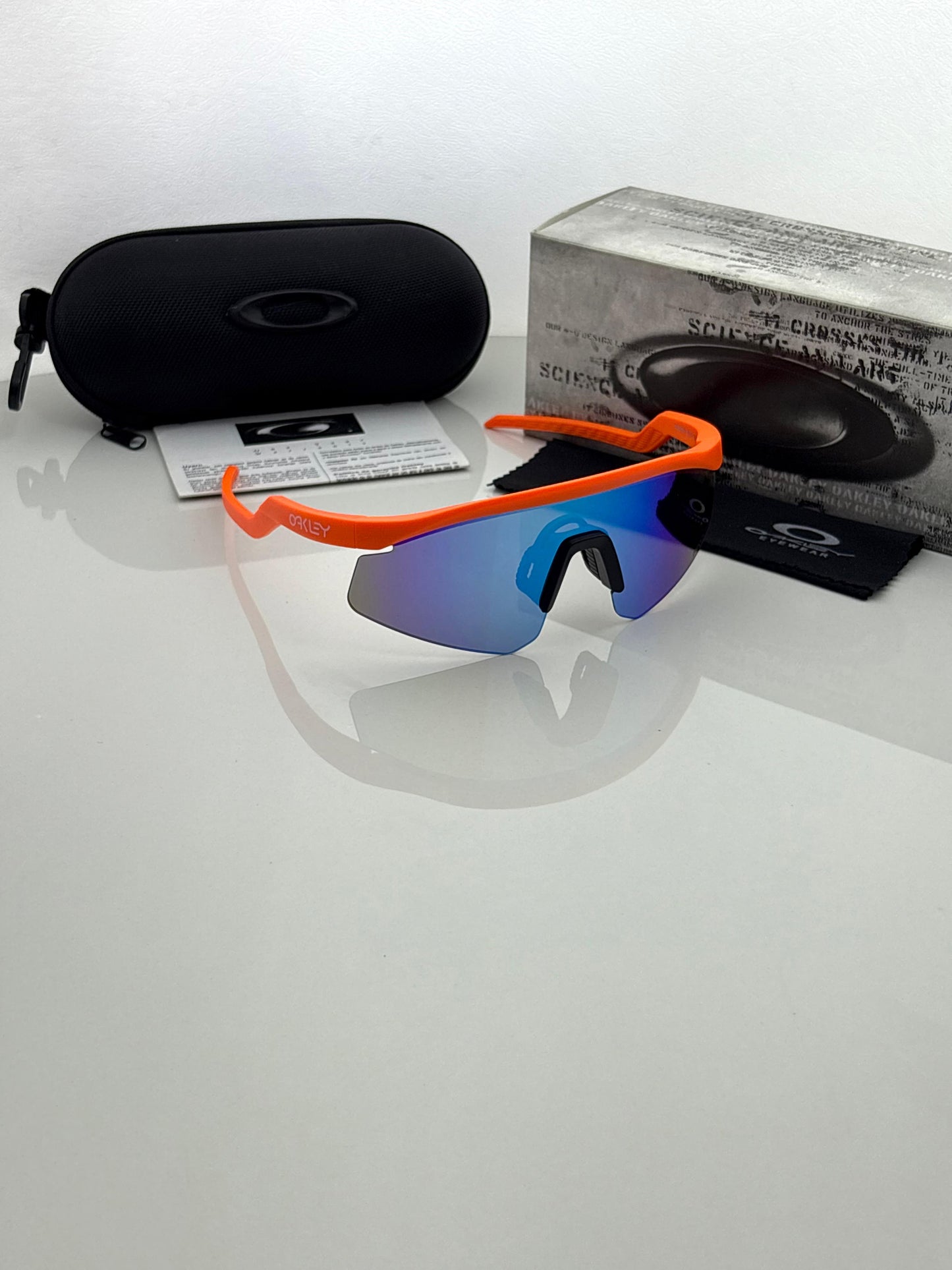 Oakleyy 4989 Orange Aqua
