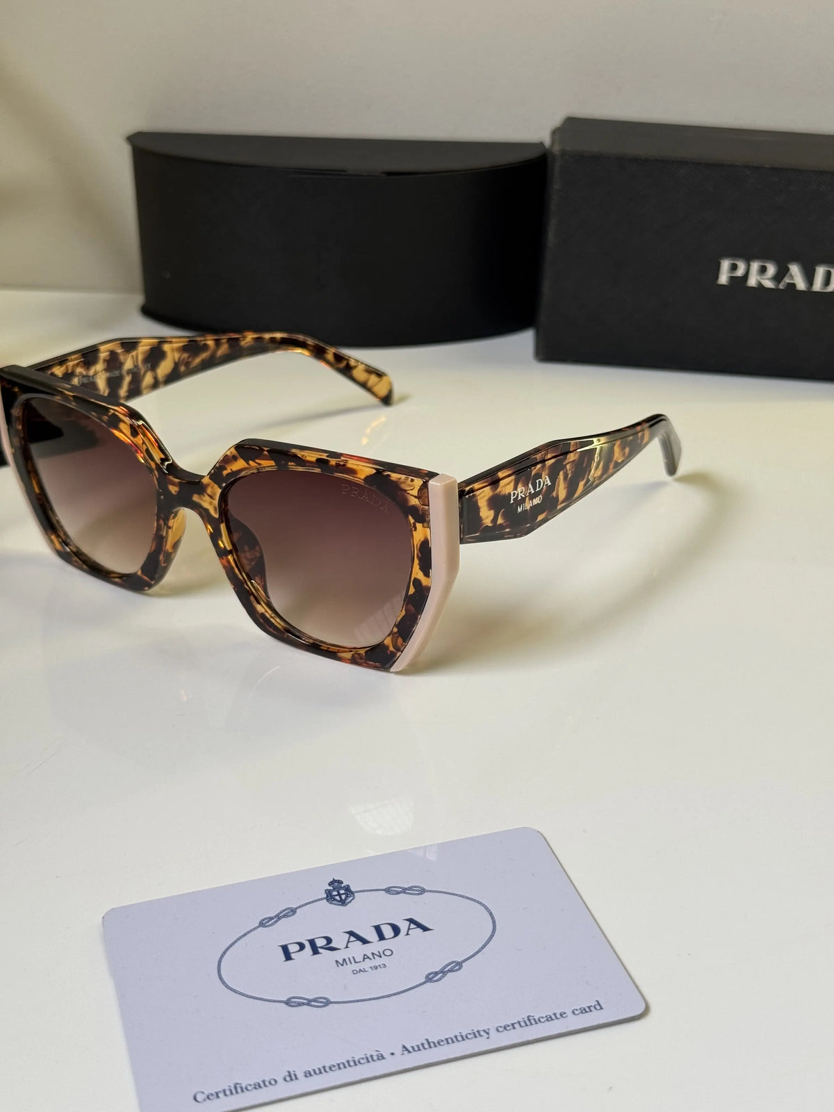Pradaa 2194 Tiger Women's